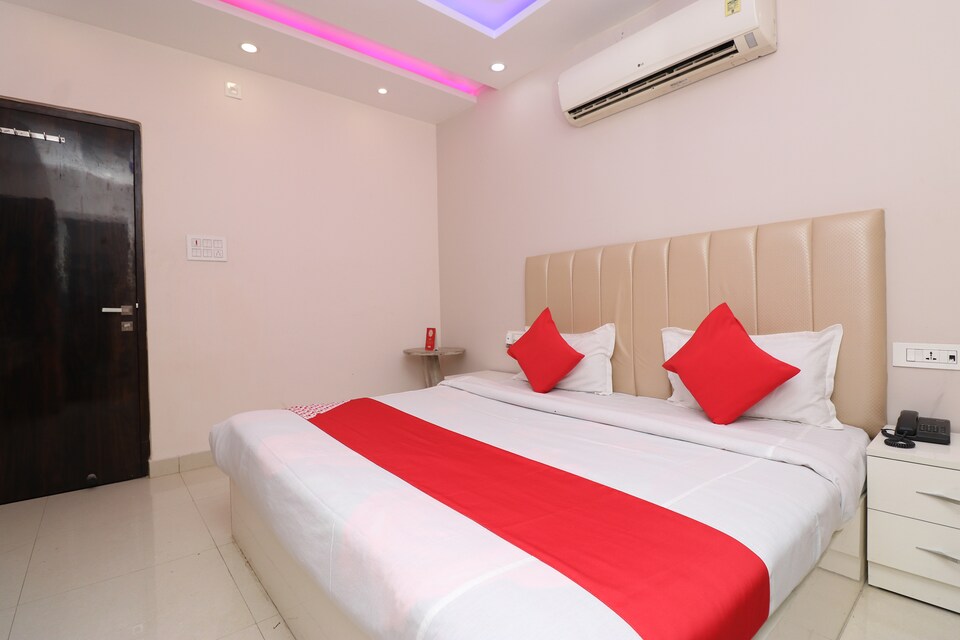 OYO 36042 Hotel Madhuban, Golghar, Gorakhpur