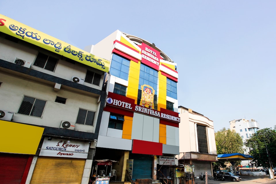 HOTEL O SRINIVASA RESIDENCY , Himayatnagar-Kachiguda-II, Hyderabad