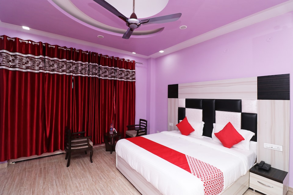 OYO 36065 City Tower Hotel, Berhampore, Berhampore