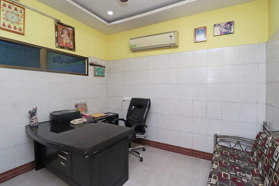 OYO 36068 Shree Anand Mangalam, Durg, Bhilai
