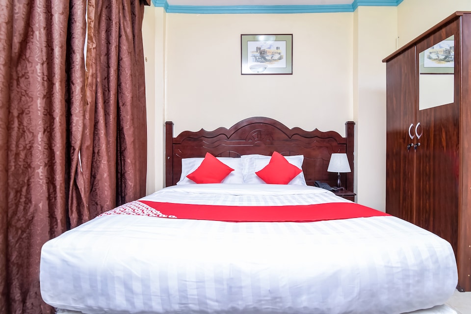 OYO 170 Roy Sand Hotel, NAIF, Dubai