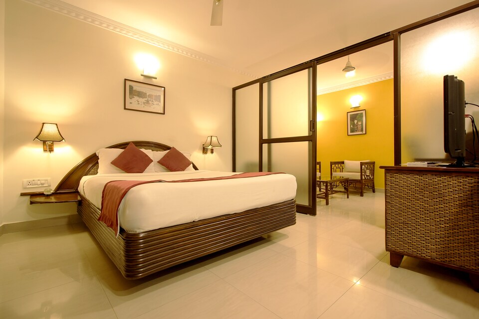 OYO Premium 286 Aga Ali Abbas Road, MG Road Bangalore, Bangalore