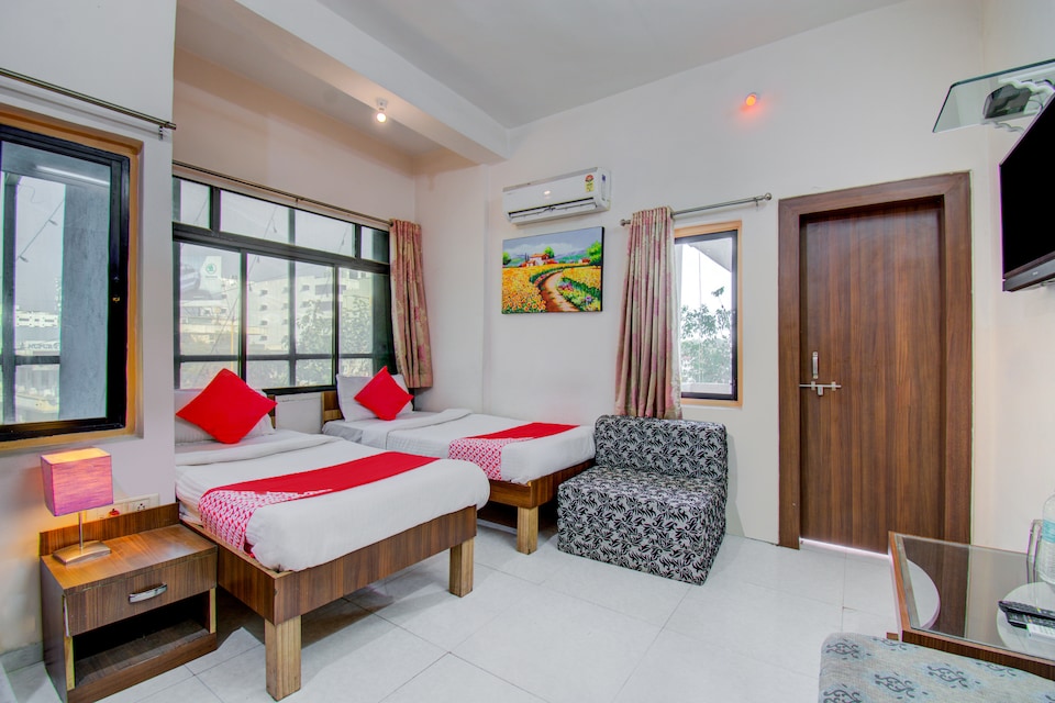 OYO 8997 Angeethi Hotel, Aurangabad, Aurangabad