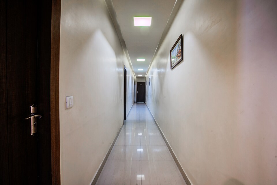 OYO 36107 New Raj Residency, Ranchi Railway Station, Ranchi