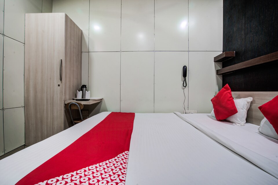 OYO 36107 New Raj Residency, Ranchi Railway Station, Ranchi