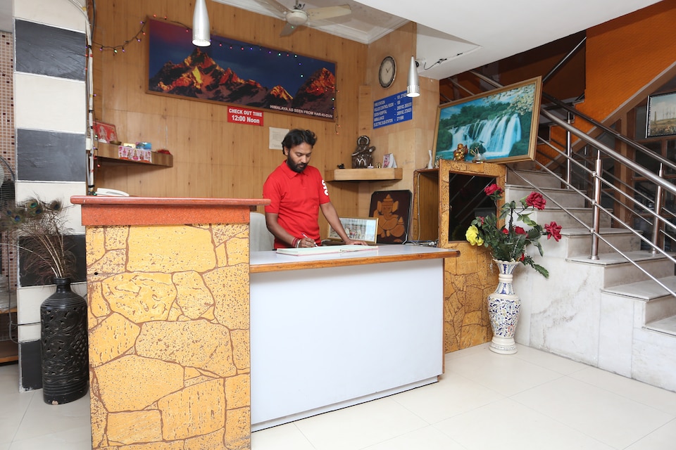 OYO 36134 Hotel Raj Delux, Rajpur Road Dehradun, Dehradun