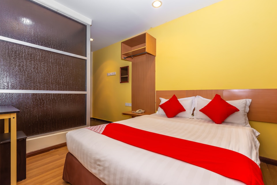 OYO 970 Hotel 906 Taman Mutiara, Batu Berendam, Melaka City