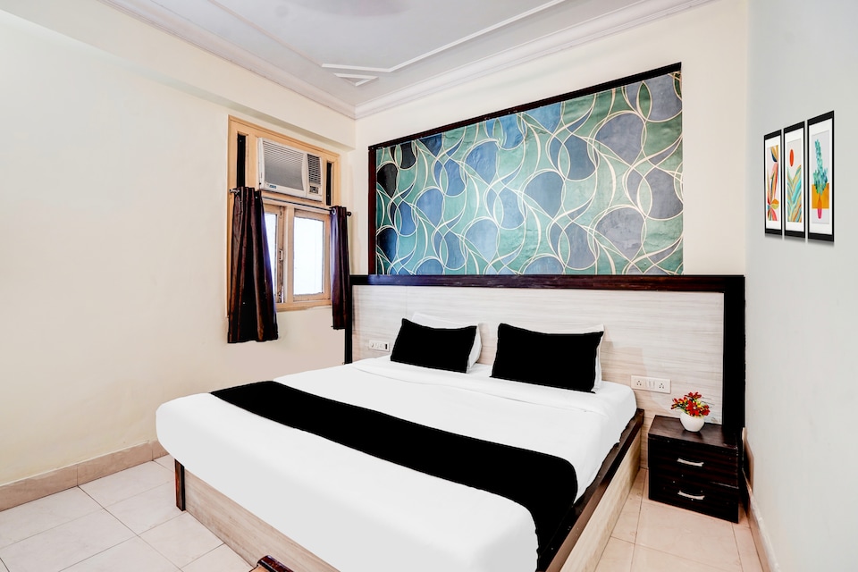 Hotel O Hussainganj Near Vidhansabha, Charbagh Lucknow, Lucknow