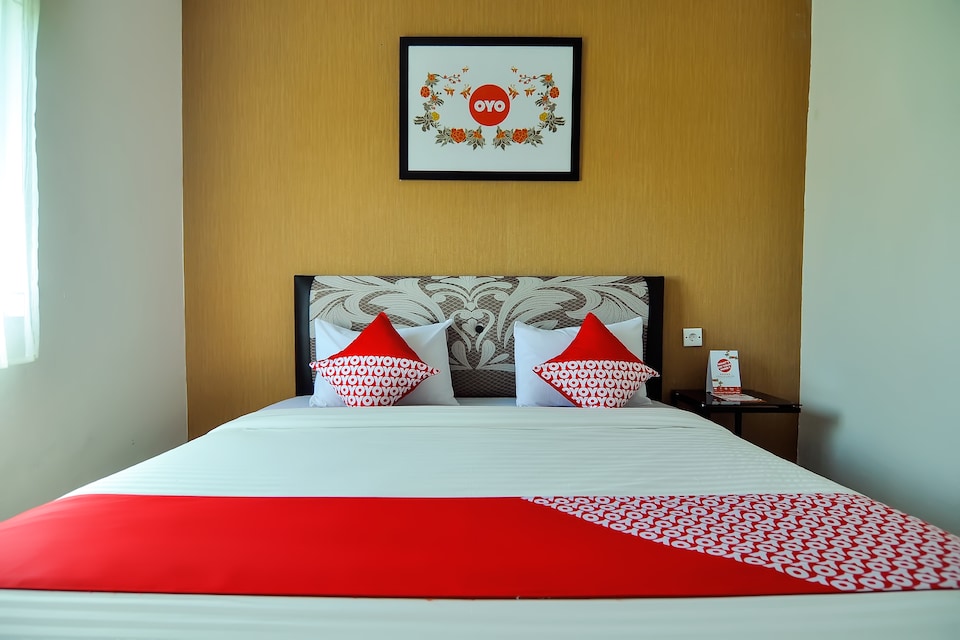 Hotel O near Transmart Padang formerly Sulaiman Residence, Lolong, Padang