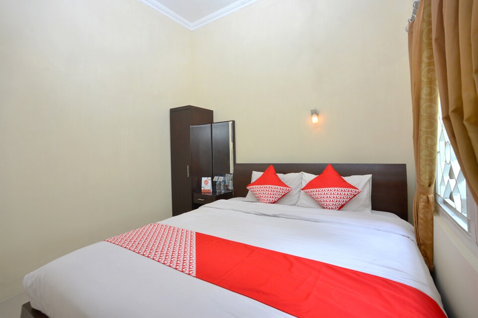 OYO 722 Uno Guesthouse, Maguwoharjo, Yogyakarta