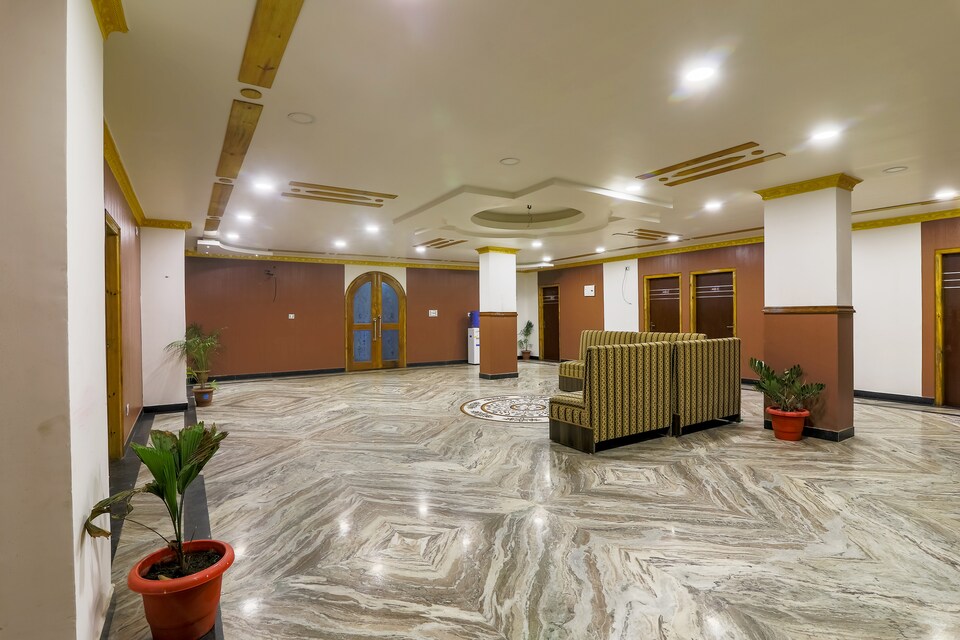 OYO Sangam Grand, Platan Bazar Guwahati, Guwahati