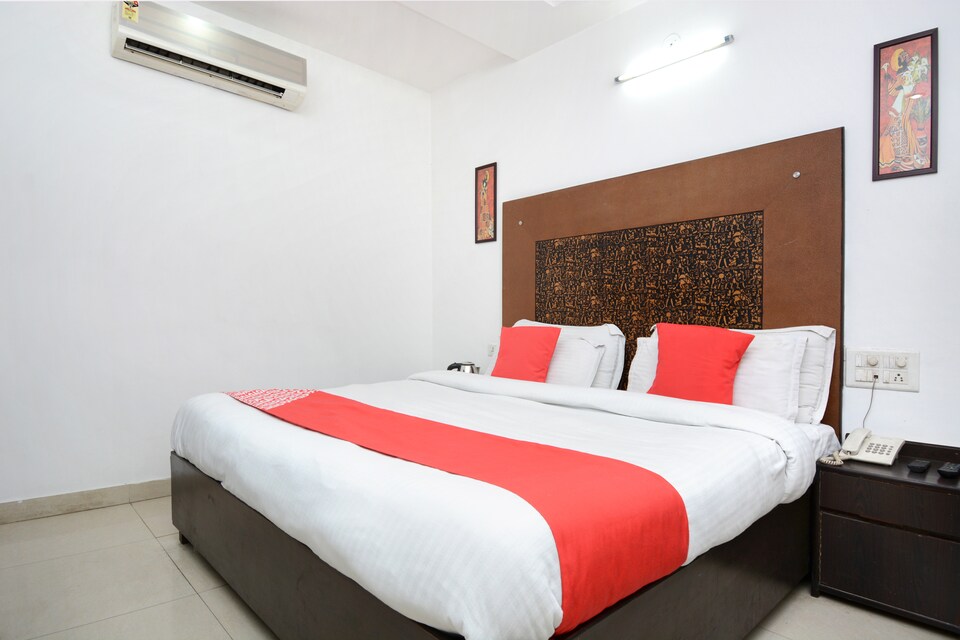 OYO 36202 Hotel Shohrat, Karnal, Karnal