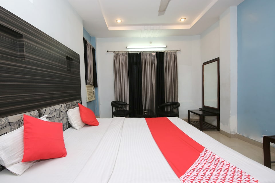OYO Hotel Shubhkamna, Vijay Nagar - Jabalpur, Jabalpur