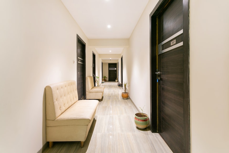 Hotel O Pearl Residency , Mumbai-Kalwa-Mumbra-Shilphata, मुंबई