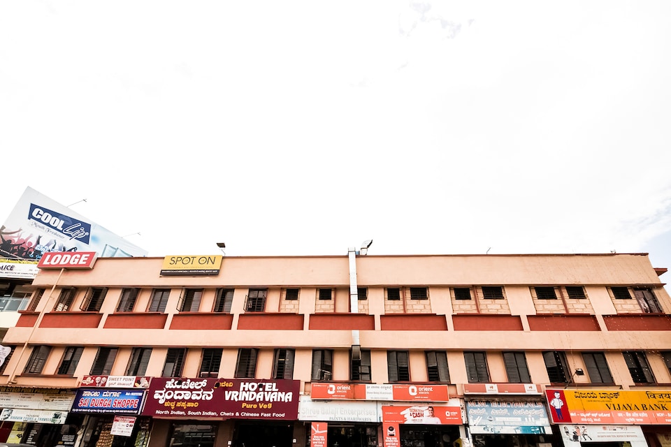 OYO 36219 Mahadevi Tourist Home, Udupi, Udupi-Manipal