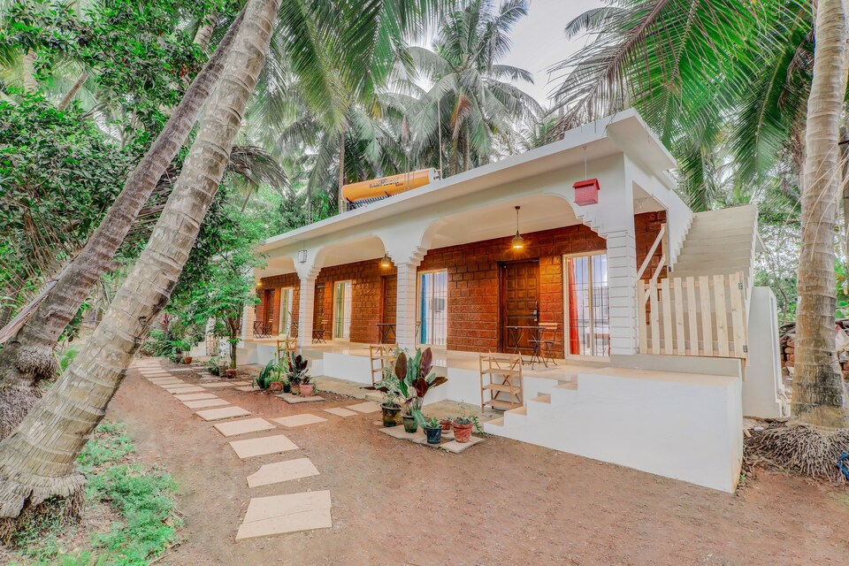 OYO Home 36236 Luxurious Studios Anjuna, Anjuna Vagator Goa, Goa