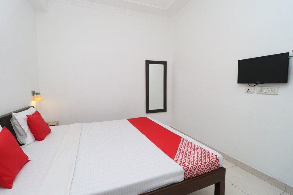 OYO 36237 Hotel Maruti Inn, Jalandhar City Railway Station, Jalandhar