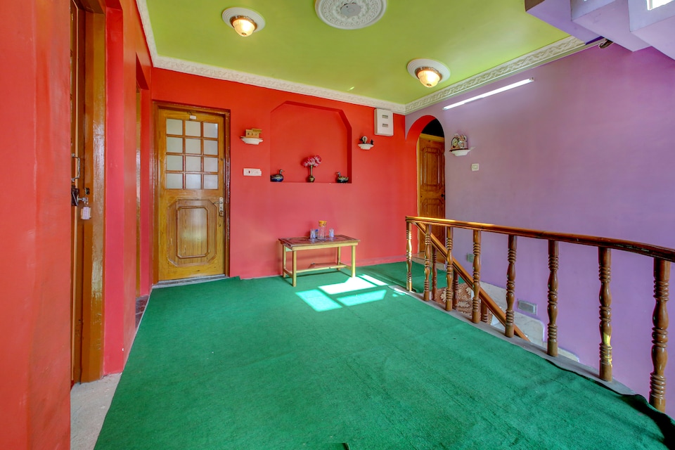 SPOT ON 36240 Nishat Lake View Resorts, Nishat Srinagar, Srinagar