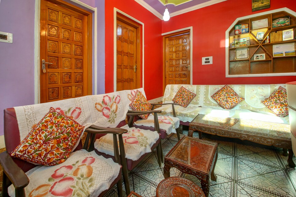 SPOT ON 36240 Nishat Lake View Resorts, Nishat Srinagar, Srinagar