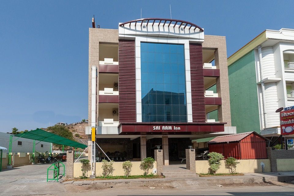 OYO 36245 Sri Ram Inn, Palani, Palani