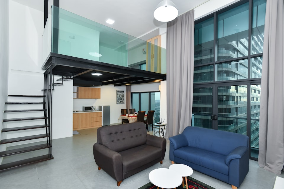OYO Home 983 Lavish 1BR Empire City My Loft, Damansara Perdana, Petaling Jaya