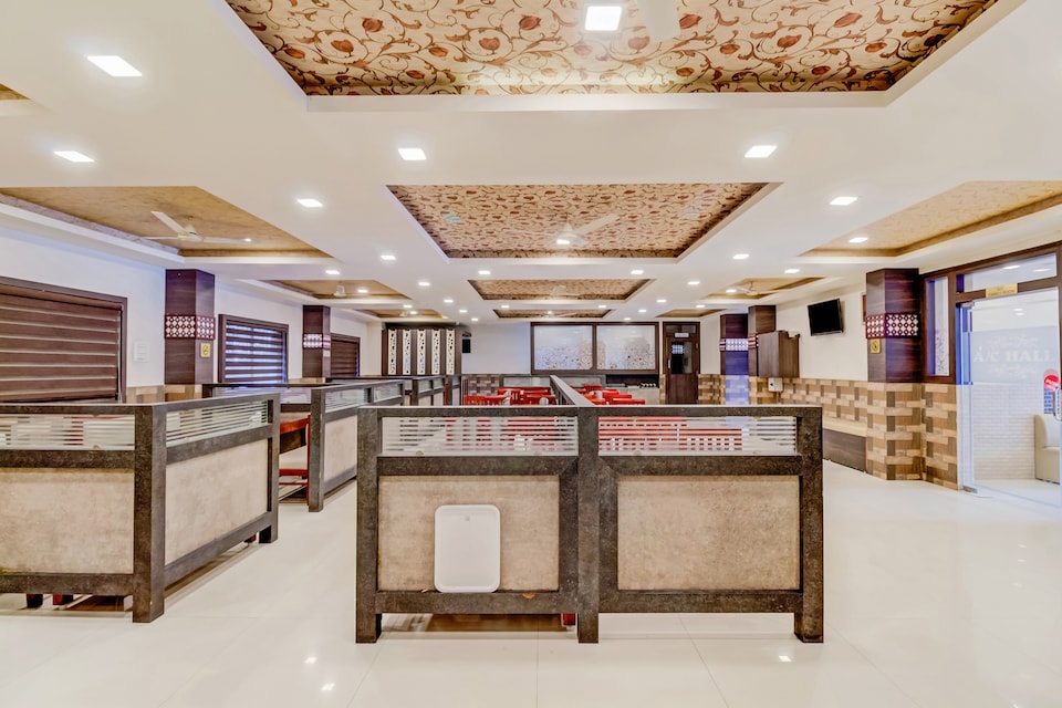 SPOT ON 36301 Bright Palace Restaurant And Hotel, Shivamogga, Mysore