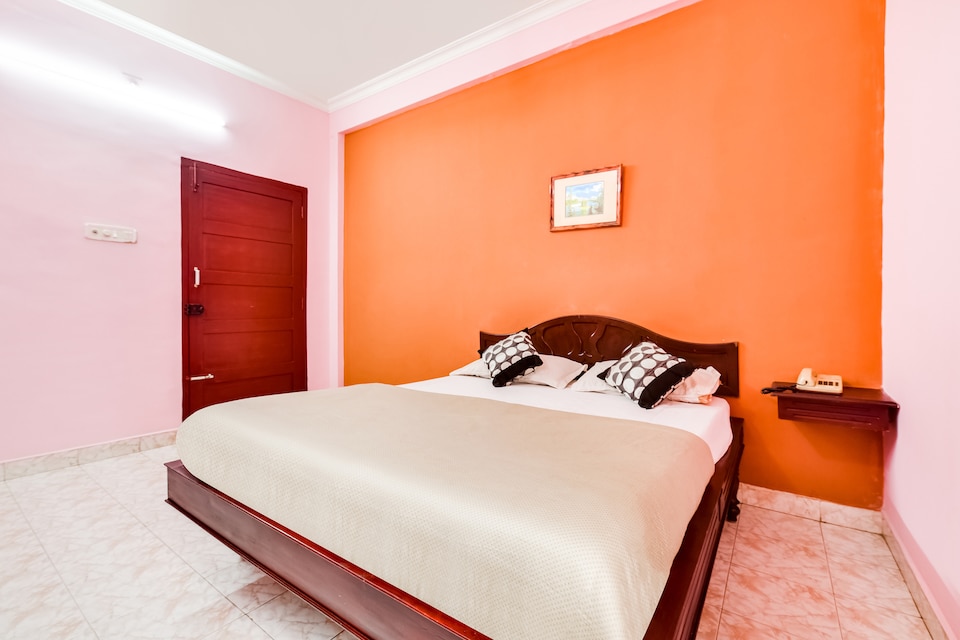 SPOT ON Indraprastham Tourist Home, Kottayam, Kottayam