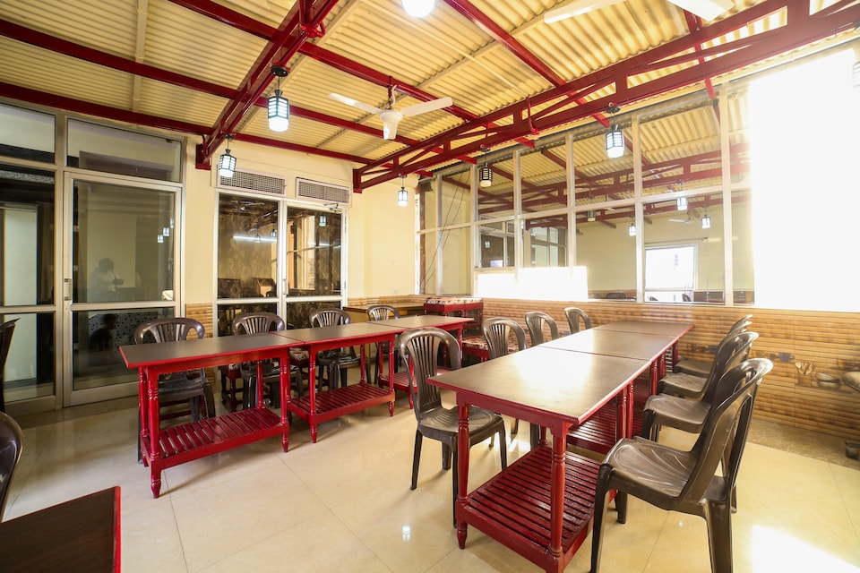 SPOT ON 36307 Hotel City Centre, Sindhi Camp, Jaipur