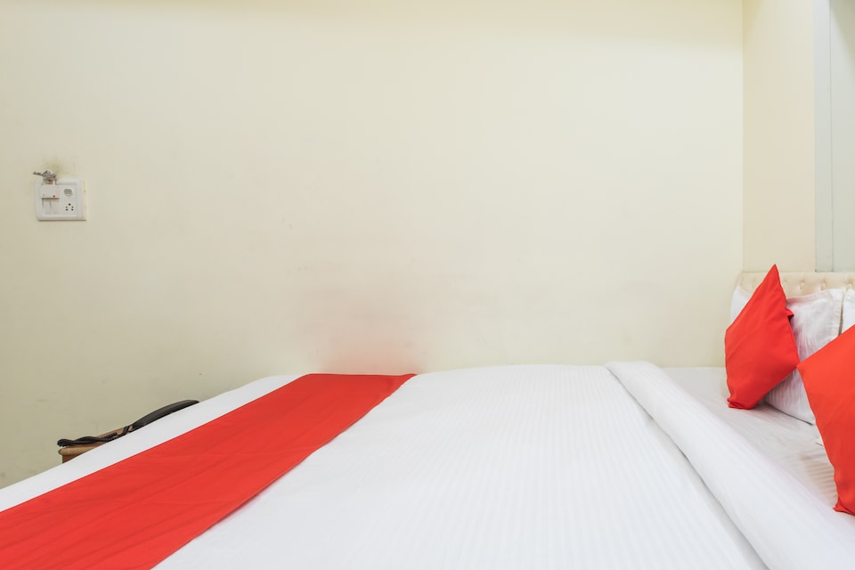 OYO 36419 Hotel Ganga Regency, Hamidia Road Bhopal, Bhopal