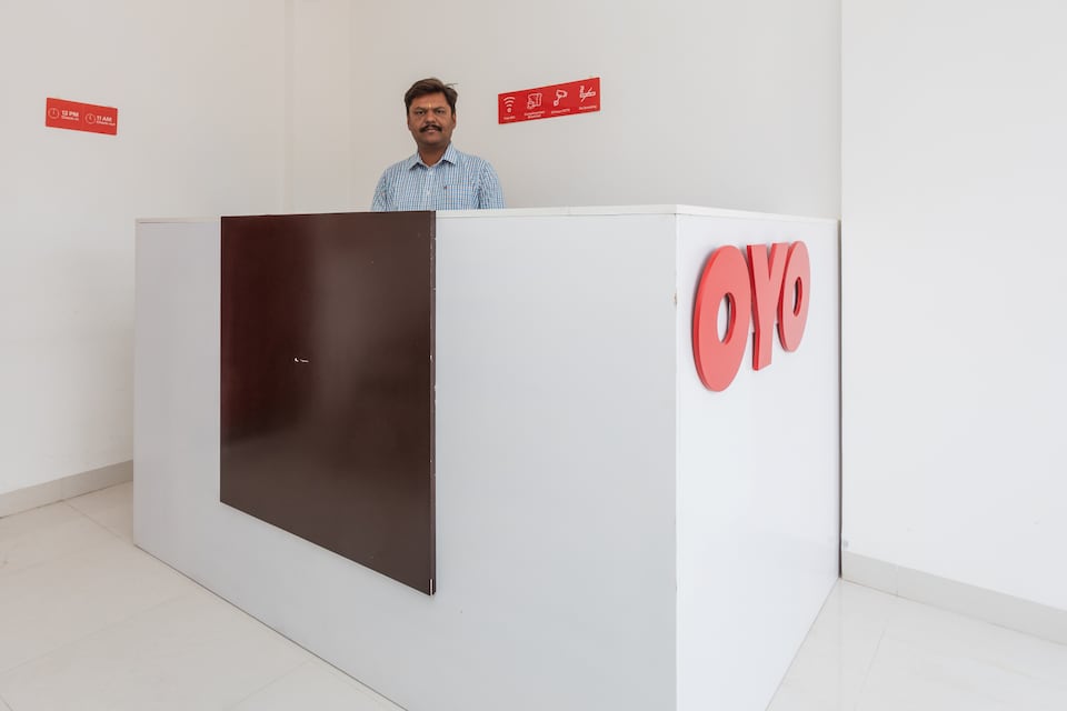 OYO 36436 The Sultan's Boutique Hotel, Rau, Indore