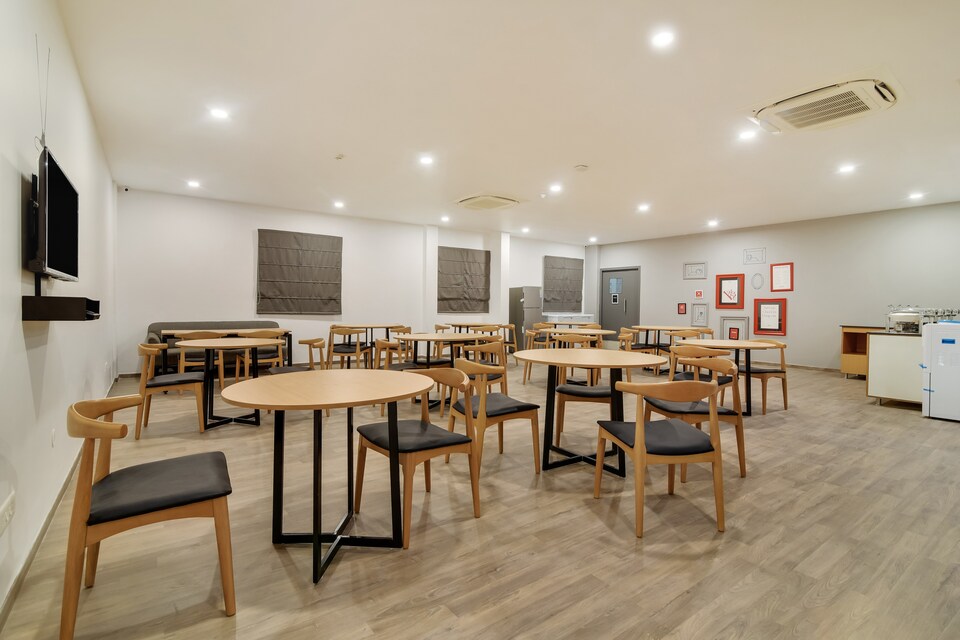 OYO Townhouse 237 Kovilambakkam, Velachery, Chennai