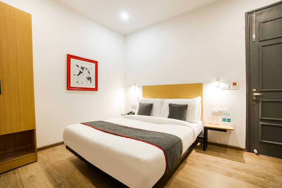 OYO Townhouse 213 Sector 46 Ambedkar Chowk, Huda 2, Gurgaon