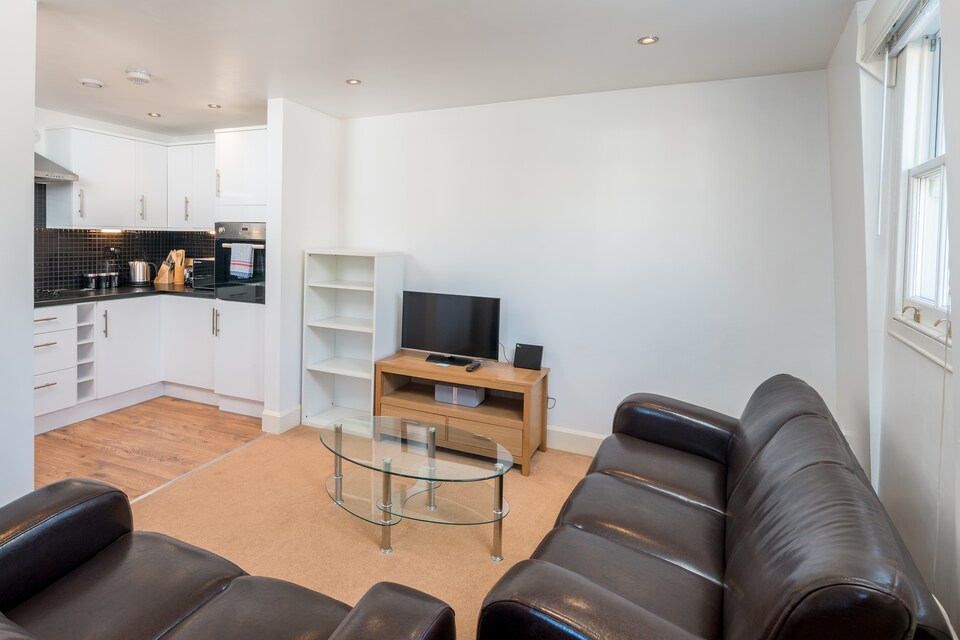 OYO Home Waterloo Executive 3, Westminister London, London