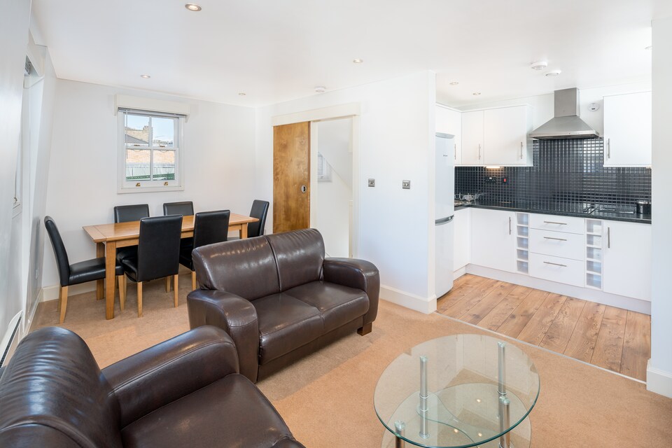 OYO Home Waterloo Executive 3, Westminister London, London