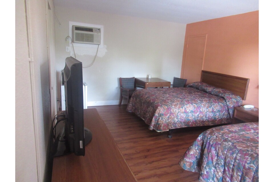 OYO Inn Jacksonville Spring Park, C32205, Jacksonville