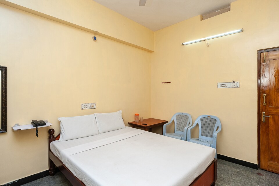 SPOT ON 36502 Sree Grand Lingam Residency, Vellore, Vellore