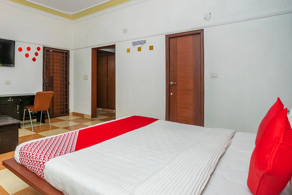 OYO 36514 Colt's Villa, Kalyan Nagar Bangalore, Bangalore