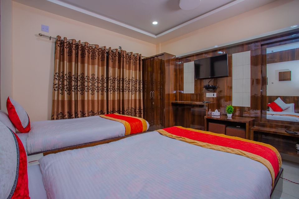 OYO 353 The Green Palace Hotel, Birtamod, Birtamod