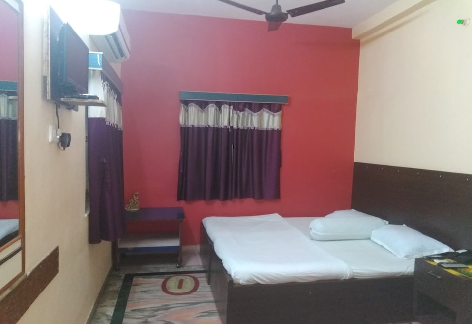 OYO 36539 Hotel Priyadarshini, Bankura city, Bankura