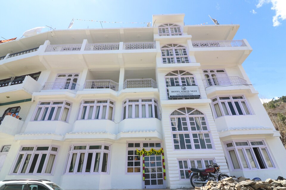 OYO 36542 White Nest, Kalpa, Kinnaur