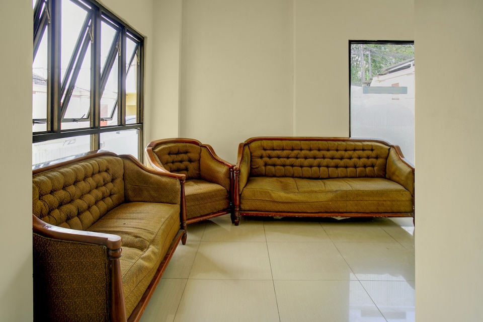 Hotel O near Stadion Pahoman formerly Wisma Andalas Asri, Lampung, Lampung