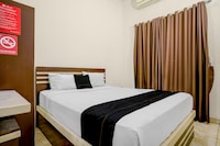Hotel O near Stadion Pahoman formerly Wisma Andalas Asri