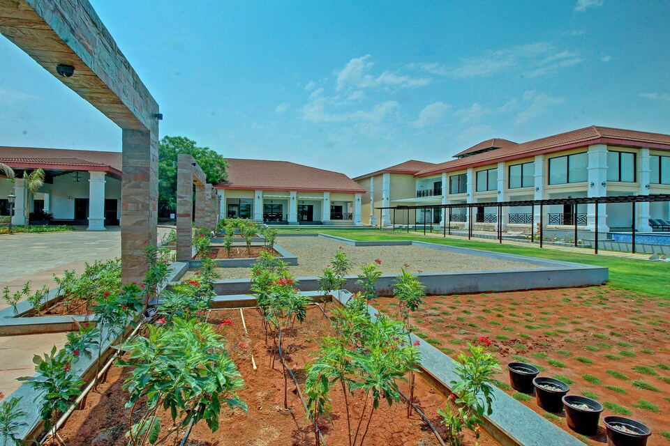 Palette - Spoorti Resort, Bijapur city, बीजापुर