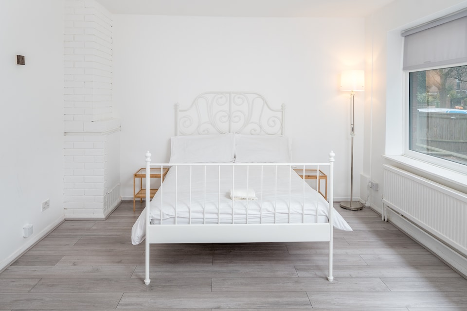 OYO Home Clapham Shared, Wimbledon London, London