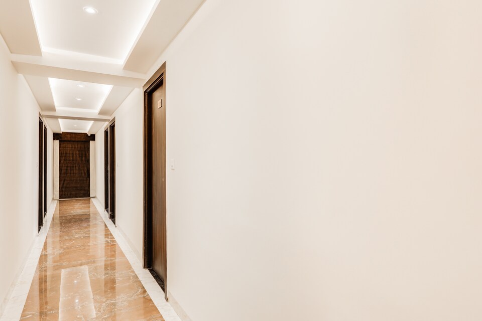 Capital O 36589 Hotel Imperial Regency, Station Road - Indore, Indore