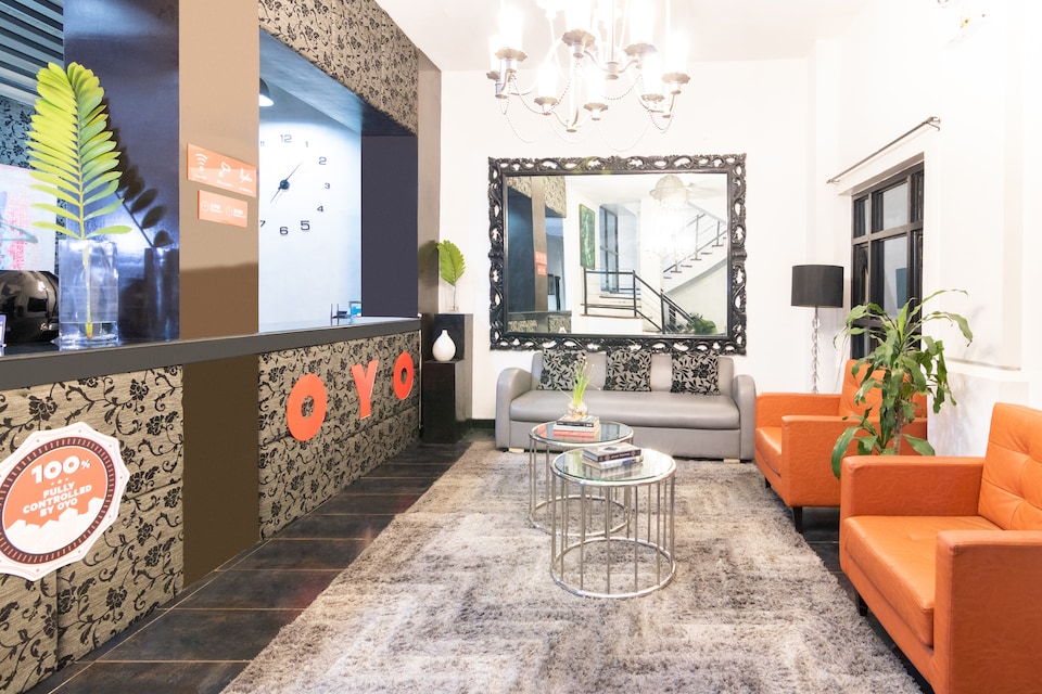 OYO 185 Seven Suites Observatory Hotel, Cubao Manila, Quezon City