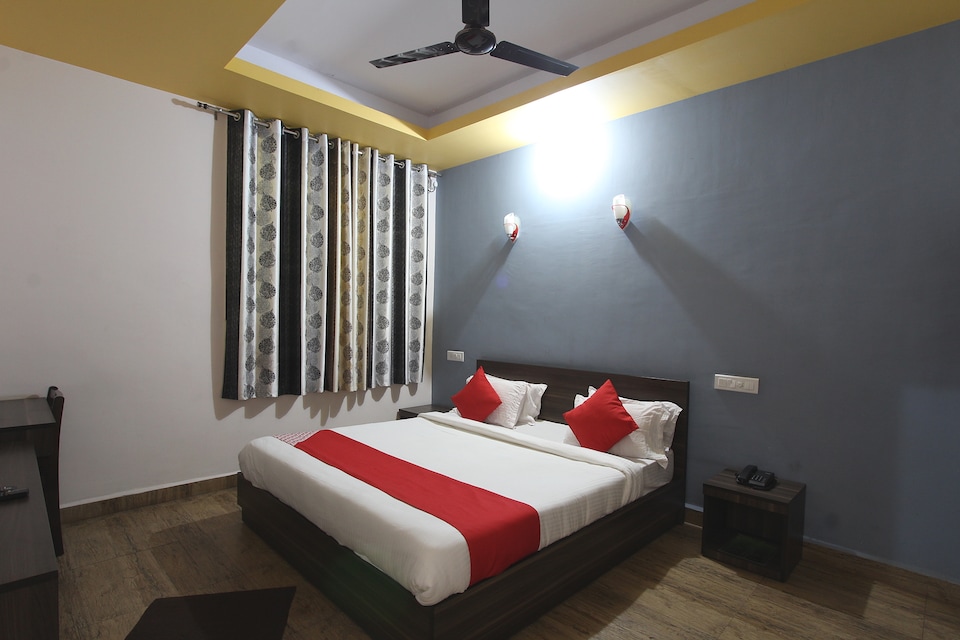OYO 36619 Hotel Shri Ram, Belgaum, Belgaum