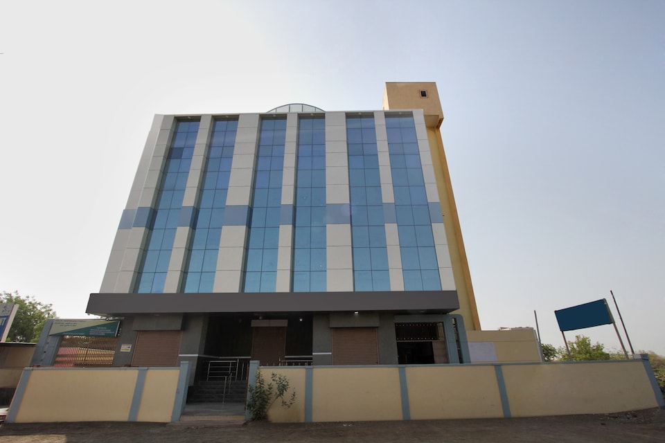 SPOT ON 36621 Hotel Sainath, Bijapur city, Bijapur