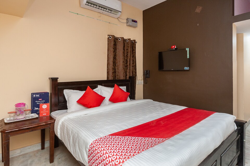 Palette - Eden Residency, Maatuthavani Bus Stand-II, Madurai