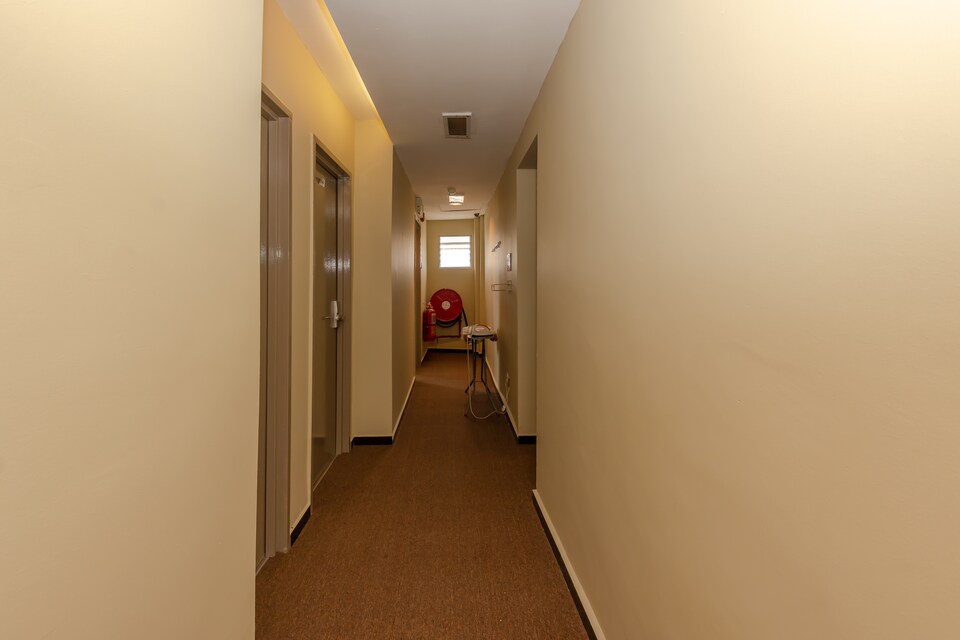 OYO 1009 Regalo Hotel, Melaka Raya, Melaka City